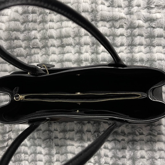 Coach Bag - Picture 6 of 10